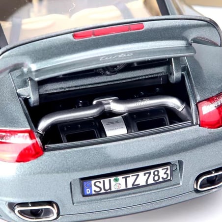 Norev 1/18 Porsche 911 Turbo 2010