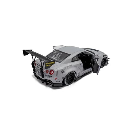 Solido 1/18  Nissan GT-R (R35) LBWK Bodykit Type 2.0 2024 with Wataru Kato-San figure