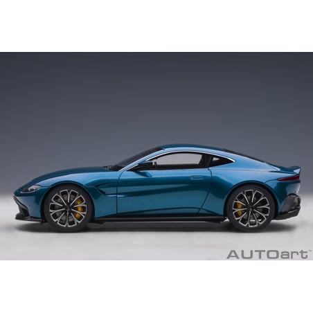 Autoart 1/18 Aston Martin Vantage 2019