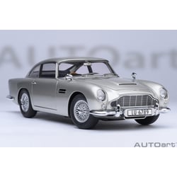 Autoart 1/18  Aston Martin DB5 James Bond Sean Connery Goldfinger 1964 with weapons
