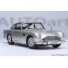 Autoart 1/18  Aston Martin DB5 James Bond Sean Connery Goldfinger 1964 with weapons