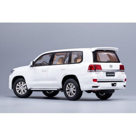 Keng Fai 1/18 Toyota Land Cruiser 2020 LHD