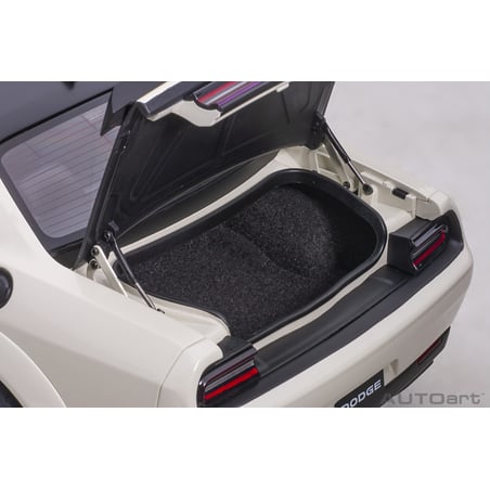 Autoart 1/18 Dodge Challenger SRT Demon