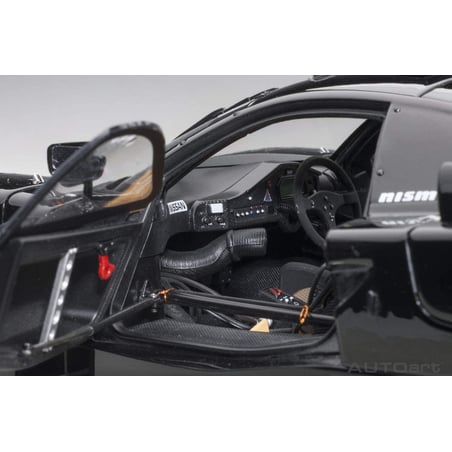 1:18 Nissan R390 GT1 Le Mans 1998 (AUTOart)