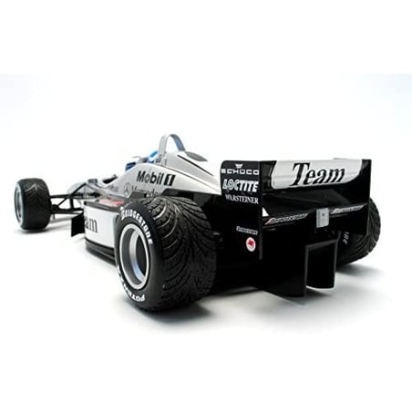 Minichamps 1/18 McLaren Mercedes MP4-98T Double Seater Mika Hakkinen & Erja Hakkinen Lapland 17 April 2000