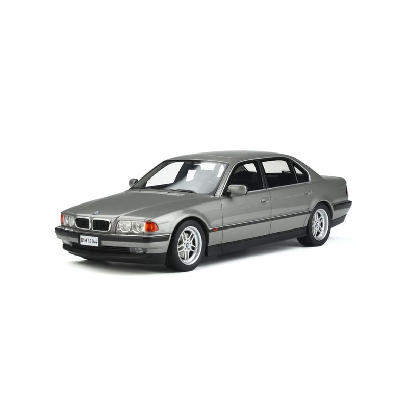 Otto Mobile 1/18 BMW E38 750 IL 1995 James Bond 007