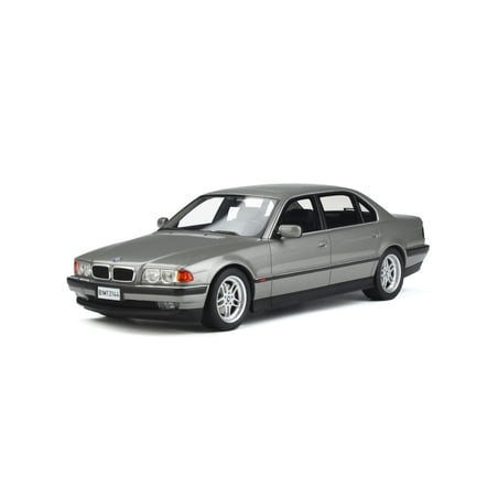 Otto Mobile 1/18 BMW E38 750 IL 1995 James Bond 007