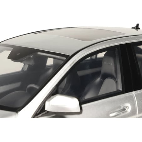 GT Spirit 1/18 Mercedes Benz C63 AMG 2008