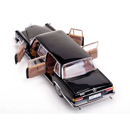 1/18 Mercedes Benz 600 Pullman 1966