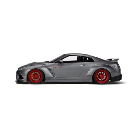 GT Spirit 1/18 Nissan GT-R Nismo R35 Modified by Prior Design Tuning Wide-Body Kit 2009