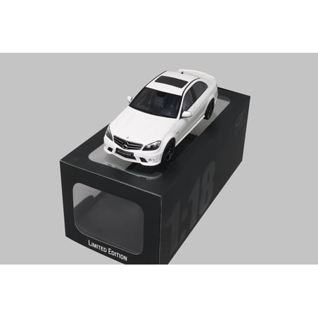 GT Spirit 1/18 Mercedes Benz C63 AMG 2007