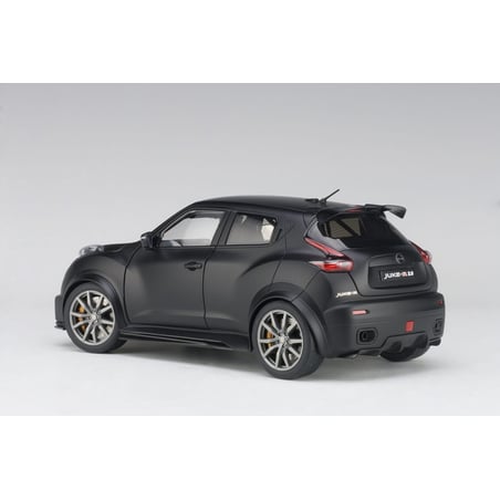 Autoart 1/18 Nissan Juke R 2.0