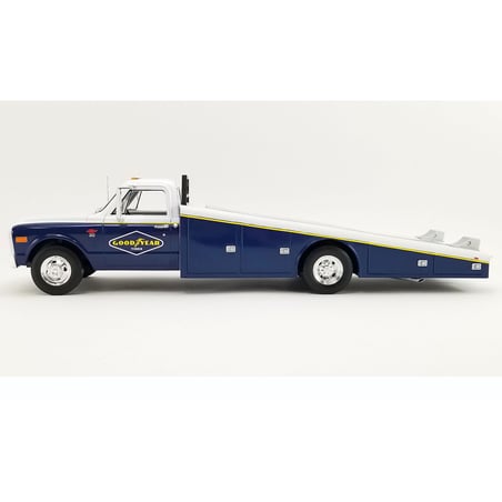 ACME 1/18 Chevrolet C-30 Ramp Truck 1967 GOODYEAR TIRES