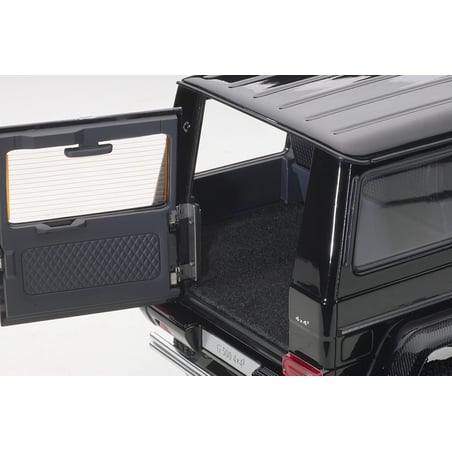 AUTOart 1/18 Mercedes Benz G500 4×4²