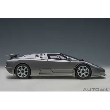 Autoart 1/18 Bugatti EB110 SS