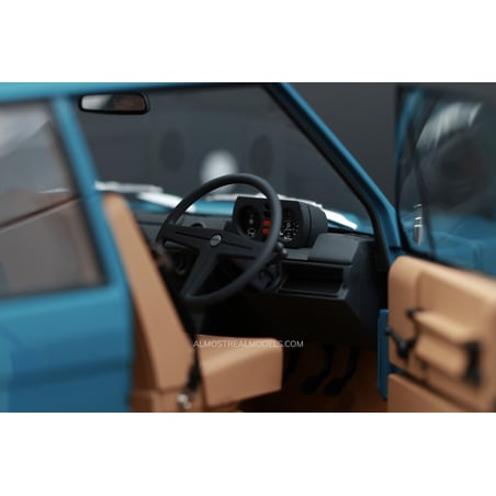 1:18 Land Rover Range Rover 1970