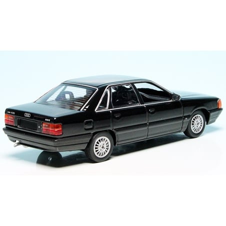 Maxichamps 1:43 Audi 100 1990
