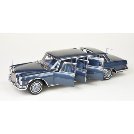 1/18 Mercedes-Benz 600 Pullman “King of Rock’n Roll” 1972