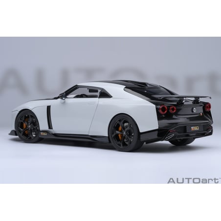 Autoart 1/18 Nissan GT-R50 by Italdesign 2020