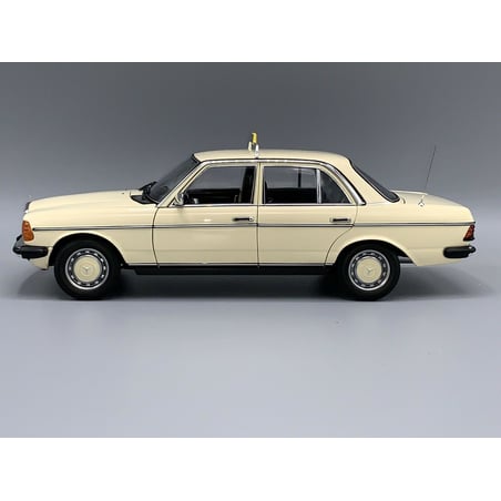 1:18 Mercedes Benz 200 Taxi W123 (1980-1985)