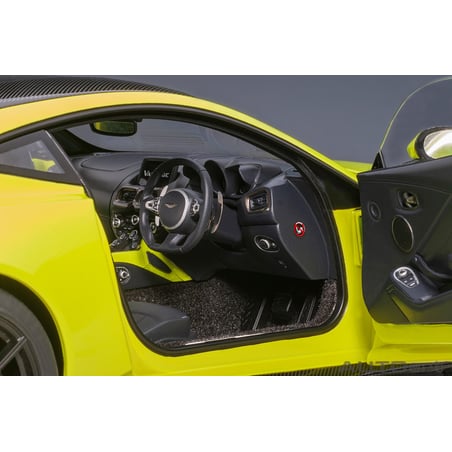 Autoart 1/18 Aston Martin Vantage 2019