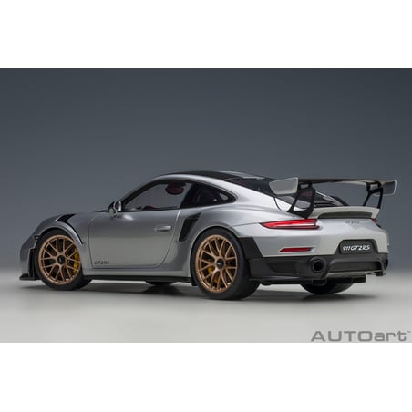 Autoart 1/18 Porsche 911 (991.2) GT2 RS Weissach Package