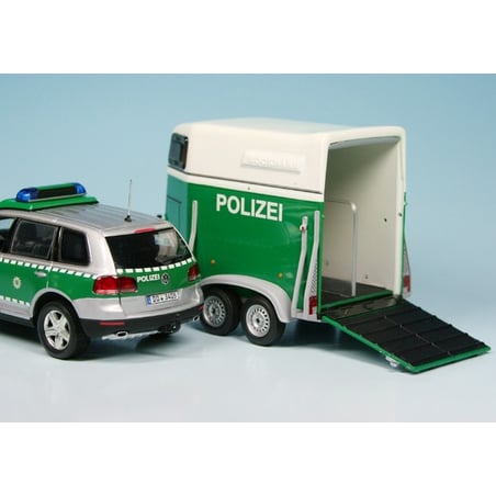 Minichamps 1/43 VW Touareg & horse trailer police Polizei 2002