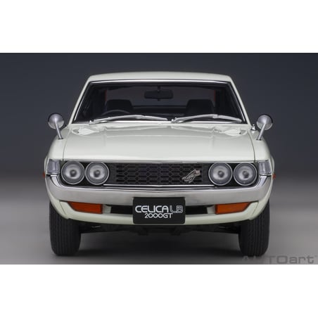 Autoart 1/18 Toyota Celica Liftback 2000GT (RA25) 1973