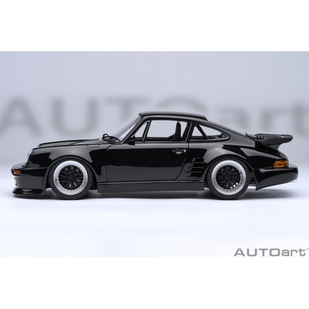 Autoart 1/18 Porsche 911 (930) Turbo Wangan Midnight “Blackbird”