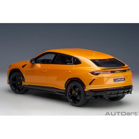 Autoart 1/18 Lamborghini Urus