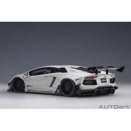 Autoart 1/18 Lamborghini Aventador Liberty Walk LB-Works Limited Edition