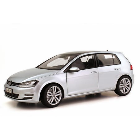 Norev 1/18 VW Golf 7 5doors