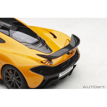 Autoart 1/18 McLaren P1