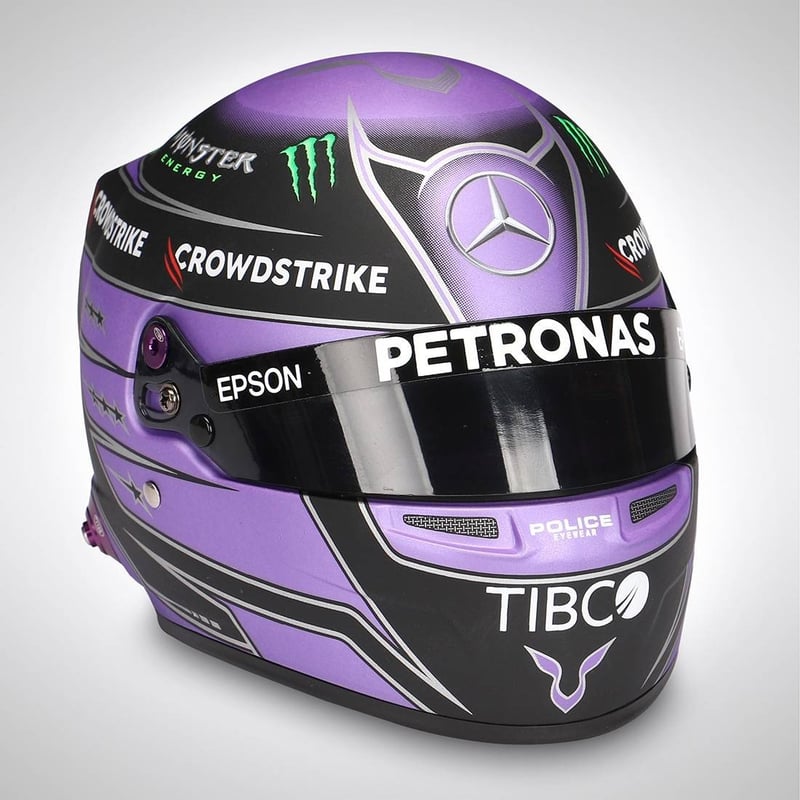 Mini Helmet/Bell Helmet 1/2 Mercedes F1 Lewis Hamilton 2021 F1 Helmet
