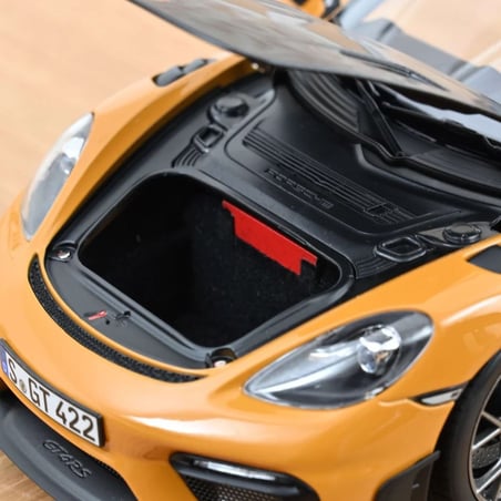 Norev 1/18 Porsche Cayman GT4 RS w/Weissach Pack 2023