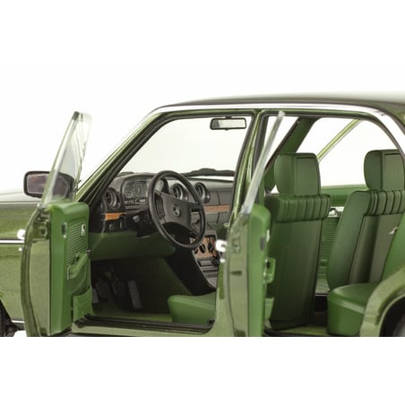 1:18 MERCEDES BENZ 200 W123 (1980-1985)