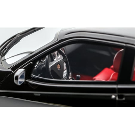 Otto Mobile 1/18  Alfa Romeo GTV V6 (916) 2000