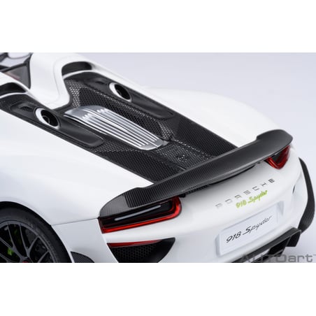 Autoart 1/18 Porsche 918 Spyder Weissach Package 2013