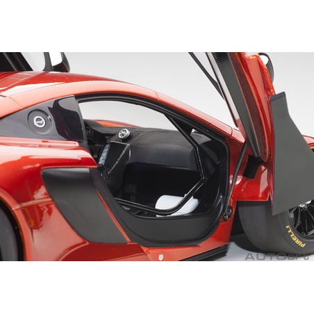 Autoart 1/18 McLaren 650S GT3