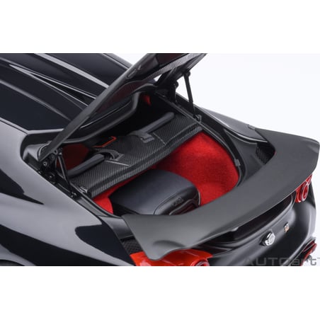 Autoart 1/18 Nissan GT-R50 by Italdesign 2020