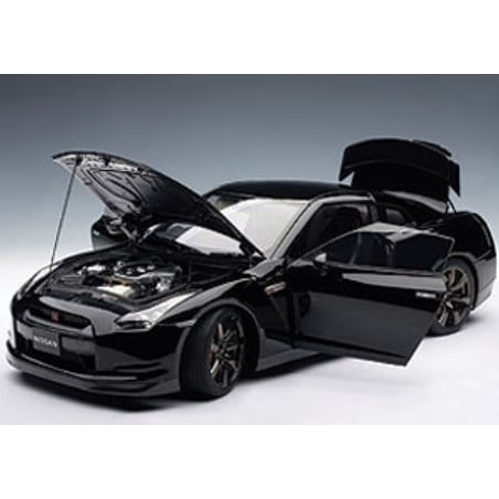 1:12 Nissan Skyline GTR - R35 Premium Edition (AUTOart)