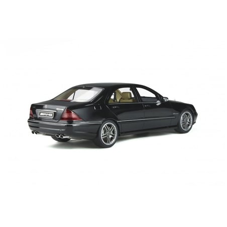 1:18 Mercedes-Benz S-Class (W220) S65 AMG 2004