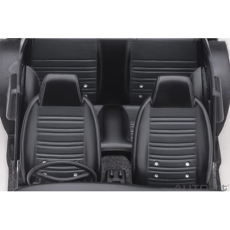 Autoart 1/18 Toyota Celica Liftback 2000GT (RA25) 1973