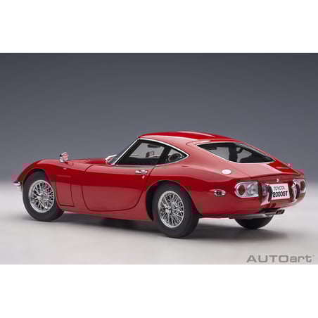 Autoart 1/18 Toyota 2000GT (with metal wire spoke wheels)
