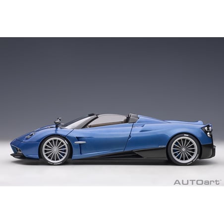 Autoart 1/18 Pagani Huayra Roadster