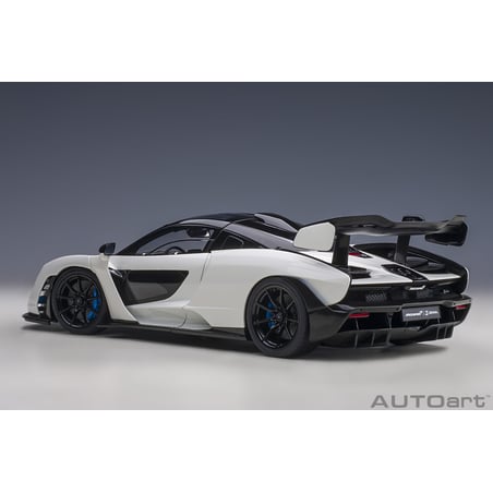 Autoart 1/18 McLaren Senna