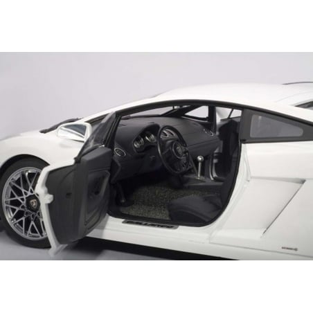 Autoart 1/18 Lamborghini Gallardo LP560-4, Monocerus with optional Cordelia wheels