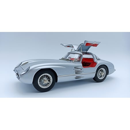 CMC M-076 1/18 Mercedes Benz 300 SLR Uhlenhaut Coupé, 1955, (Red interior)