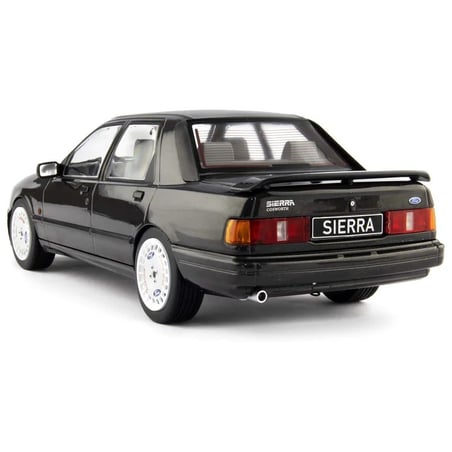 MCG 1/18 Ford Sierra Sapphire Cosworth 1988