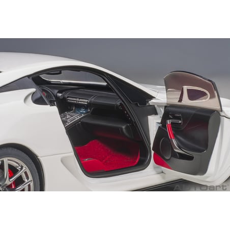 Autoart 1/18 Lexus LFA 2012